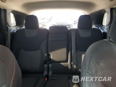 Zdjęcie 10 z 16 samochodu: 2017 JEEP CHEROKEE SPORT VIN:1C4PJLAS0HW661095 - miniatura