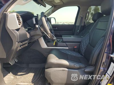 Zdjęcie 7 z 13 samochodu: 2022 TOYOTA TUNDRA CREWMAX SR VIN:5TFLA5DB5NX021217 - miniatura