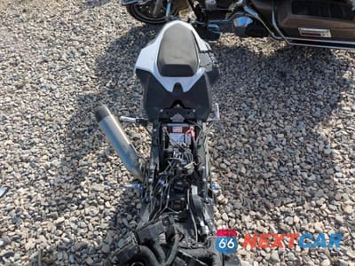 Piąte zdjęcie samochodu w środku: 2024 BMW S 1000 RR VIN:WB10E6302R6K07724 - miniatura