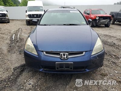 Piąte zdjęcie samochodu w środku: 2003 HONDA ACCORD EX VIN:1HGCM55653A008123 - miniatura