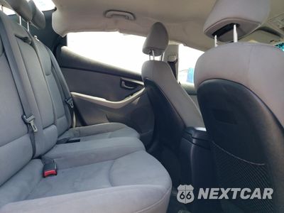 Zdjęcie 10 z 12 samochodu: 2013 HYUNDAI ELANTRA GLS VIN:KMHDH4AE3DU870296 - miniatura