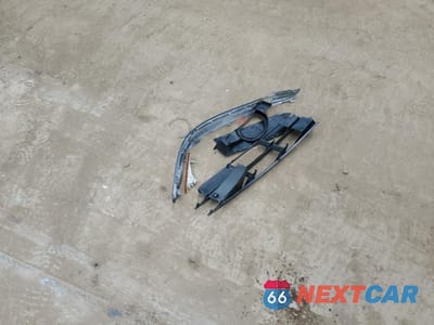Zdjęcie 12 z 13 samochodu: 2004 MERCEDES-BENZ E 320 VIN:WDBUF65J24A534006 - miniatura