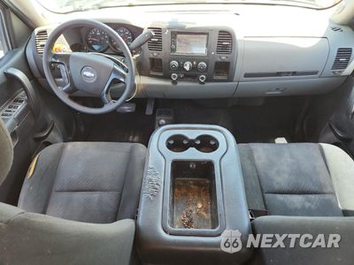 Zdjęcie 8 z 14 samochodu: 2013 CHEVROLET SILVERADO K1500 LS VIN:1GCRKREA1DZ121998 - miniatura