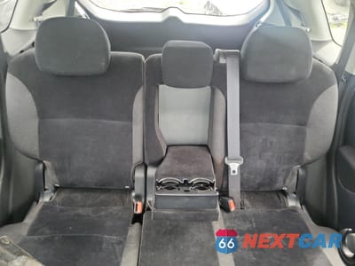 Zdjęcie 10 z 13 samochodu: 2010 MITSUBISHI OUTLANDER XLS VIN:JA4JT3AX1AZ601711 - miniatura