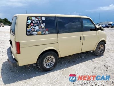 Trzecie zdjęcie samochodu z tyłu: 1996 CHEVROLET ASTRO VIN:1GNDM19W0TB176436 - miniatura