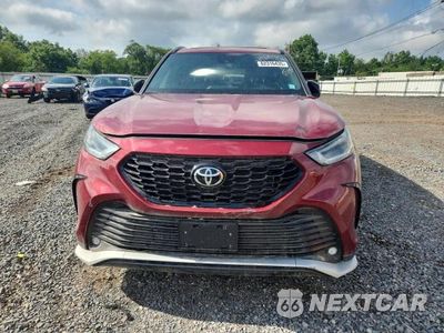 Piąte zdjęcie samochodu w środku: 2022 TOYOTA HIGHLANDER XSE VIN:5TDLZRBH9NS253770 - miniatura
