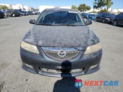 Piąte zdjęcie samochodu w środku: 2003 MAZDA 6 S VIN:1YVFP80D035M23119 - miniatura