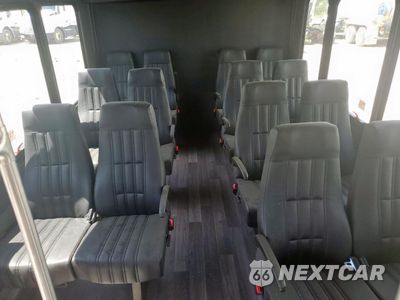 Zdjęcie 6 z 10 samochodu: 2024 FORD ECONOLINE E450 SUPER DUTY CUTAWAY VAN VIN:1FDFE4FN1RDD17602 - miniatura