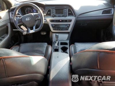 Zdjęcie 8 z 13 samochodu: 2015 HYUNDAI SONATA SPORT VIN:5NPE34AB1FH082580 - miniatura