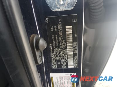 Zdjęcie 13 z 16 samochodu: 2019 LEXUS GX 460 VIN:JTJBM7FXXK5222932 - miniatura