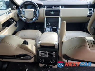 Zdjęcie 8 z 13 samochodu: 2019 LAND ROVER RANGE ROVER VIN:SALGR2RV8KA548025 - miniatura