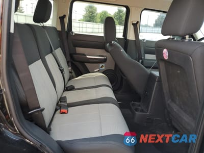 Zdjęcie 11 z 13 samochodu: 2008 DODGE NITRO SLT VIN:1D8GU58K38W151348 - miniatura