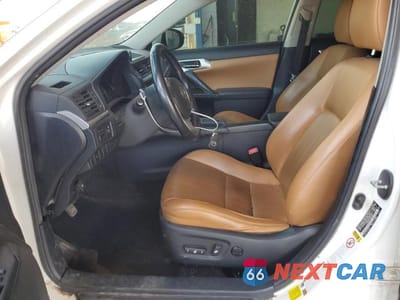Zdjęcie 7 z 12 samochodu: 2012 LEXUS CT 200 VIN:JTHKD5BH9C2099681 - miniatura