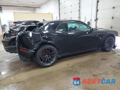 Trzecie zdjęcie samochodu z tyłu: 2021 DODGE CHALLENGER R/T SCAT PACK VIN:2C3CDZFJ2MH602765 - miniatura