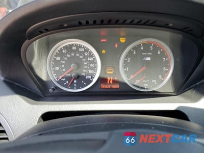 Zdjęcie 9 z 13 samochodu: 2006 BMW M6 VIN:WBSEH93466B797636 - miniatura