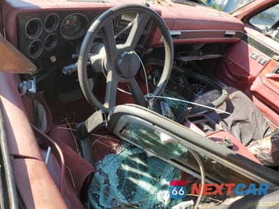 Zdjęcie 8 z 14 samochodu: 1990 CHEVROLET BLAZER V10 VIN:1GNEV18K0LF169463 - miniatura