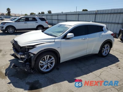 2017 INFINITI QX30 BASE SJKCH5CP6HA039576 - główne zdjęcie licytacji z USA - miniatura
