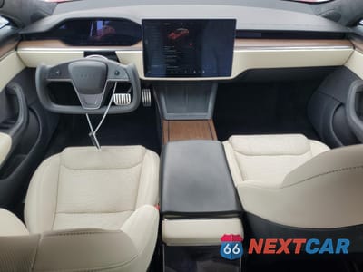 Zdjęcie 8 z 14 samochodu: 2021 TESLA MODEL S VIN:5YJSA1E52MF453284 - miniatura