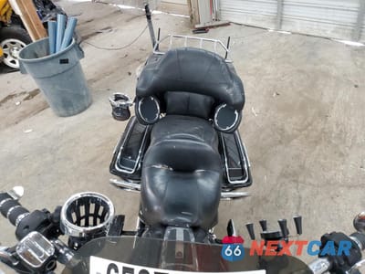 Piąte zdjęcie samochodu w środku: 2009 HARLEY-DAVIDSON FLHTCU VIN:1HD1FC4119Y645762 - miniatura