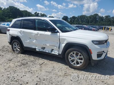 Czwarte zdjęcie samochodu z boku: 2023 JEEP GRAND CHEROKEE LIMITED VIN:1C4RJHBG0PC543337 - miniatura