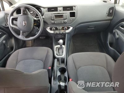 Zdjęcie 8 z 12 samochodu: 2015 KIA RIO LX VIN:KNADM4A36F6529526 - miniatura