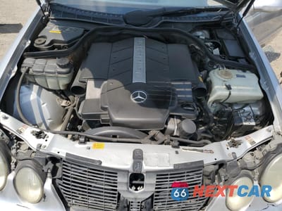 Zdjęcie 11 z 14 samochodu: 2002 MERCEDES-BENZ CLK 55 AMG VIN:WDBLJ74G32T096023 - miniatura