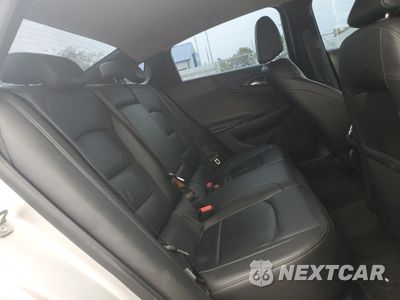 Zdjęcie 10 z 15 samochodu: 2017 CHEVROLET MALIBU LT VIN:1G1ZE5ST0HF209219 - miniatura