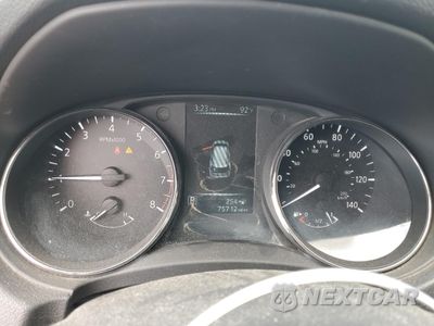 Zdjęcie 9 z 15 samochodu: 2017 NISSAN ROGUE SV VIN:5N1AT2MV7HC878169 - miniatura