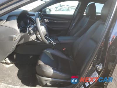 Zdjęcie 7 z 12 samochodu: 2019 MAZDA 3 PREFERRED VIN:JM1BPAMM0K1135063 - miniatura