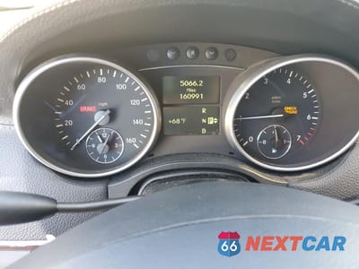 Zdjęcie 9 z 13 samochodu: 2008 MERCEDES-BENZ GL 450 4MATIC VIN:4JGBF71E28A324658 - miniatura