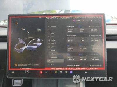 Zdjęcie 9 z 12 samochodu: 2024 TESLA MODEL 3 VIN:5YJ3E1EB5RF829725 - miniatura