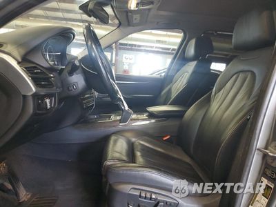 Zdjęcie 7 z 13 samochodu: 2015 BMW X5 XDRIVE50I VIN:5UXKR6C53F0J75522 - miniatura