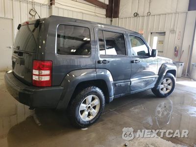 Trzecie zdjęcie samochodu z tyłu: 2010 JEEP LIBERTY SPORT VIN:1J4PN2GK7AW167922 - miniatura