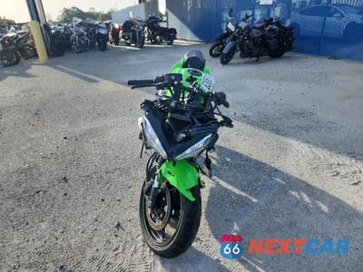Drugie zdjęcie samochodu z przodu: 2024 KAWASAKI ZX400 S VIN:ML5ZXCS11RDA15703 - miniatura