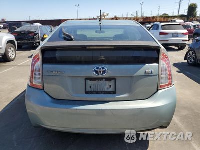 Zdjęcie 6 z 12 samochodu: 2013 TOYOTA PRIUS VIN:JTDKN3DUXD1639320 - miniatura