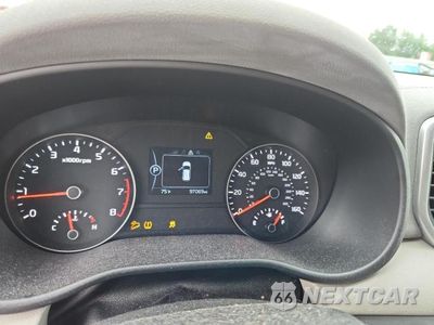 Zdjęcie 9 z 12 samochodu: 2017 KIA SPORTAGE EX VIN:KNDPN3AC1H7078364 - miniatura