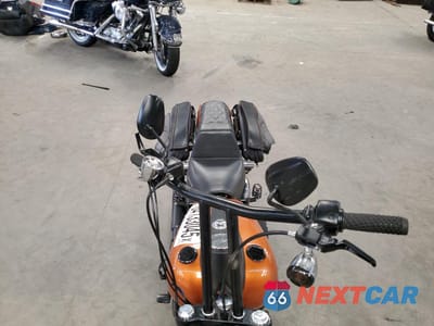 Piąte zdjęcie samochodu w środku: 2015 HARLEY-DAVIDSON FXDB DYNA STREET BOB VIN:1HD1GXM1XFC313476 - miniatura