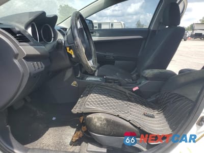 Zdjęcie 7 z 12 samochodu: 2009 MITSUBISHI LANCER ES/ES SPORT VIN:JA3AU26U79U020524 - miniatura