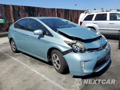 Czwarte zdjęcie samochodu z boku: 2013 TOYOTA PRIUS VIN:JTDKN3DUXD1639320 - miniatura