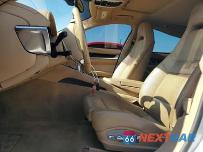 Zdjęcie 7 z 12 samochodu: 2014 PORSCHE PANAMERA S HYBRID VIN:WP0AD2A7XEL044285 - miniatura