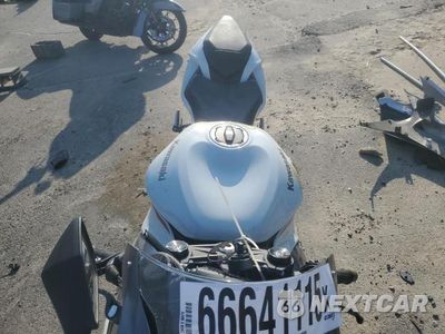 Piąte zdjęcie samochodu w środku: 2024 KAWASAKI ZX636 K VIN:JKBZXJK19RA003703 - miniatura