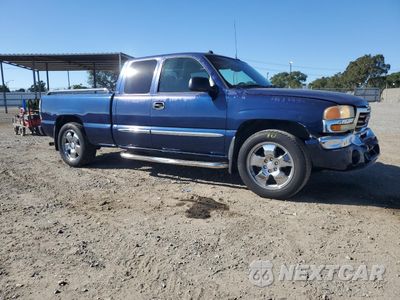 Czwarte zdjęcie samochodu z boku: 2004 GMC NEW SIERRA C1500 VIN:2GTEC19T741362997 - miniatura
