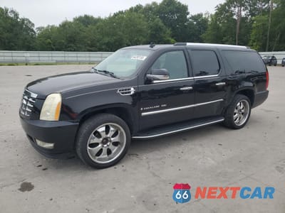 2008 CADILLAC ESCALADE ESV 1GYFK66888R110588 - główne zdjęcie licytacji z USA - miniatura