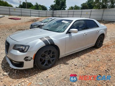 2021 CHRYSLER 300C 2C3CCABG1MH660638 - główne zdjęcie licytacji z USA - miniatura