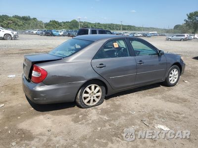 Trzecie zdjęcie samochodu z tyłu: 2003 TOYOTA CAMRY LE VIN:4T1BE30K53U734560 - miniatura