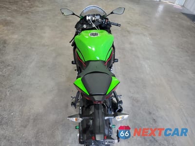 Zdjęcie 6 z 10 samochodu: 2022 KAWASAKI ZX636 K VIN:JKBZXJG1XNA020397 - miniatura