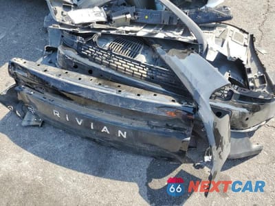 Zdjęcie 12 z 13 samochodu: 2023 RIVIAN R1T ADVENTURE VIN:7FCTGBAA5PN028055 - miniatura