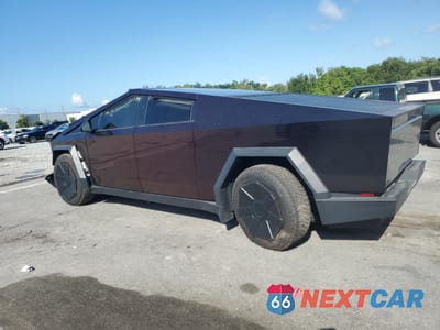Drugie zdjęcie samochodu z przodu: 2024 TESLA CYBERTRUCK VIN:7G2CEHEE7RA030493 - miniatura