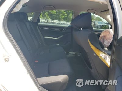 Zdjęcie 10 z 14 samochodu: 2019 HONDA ACCORD LX VIN:1HGCV1F1XKA173057 - miniatura