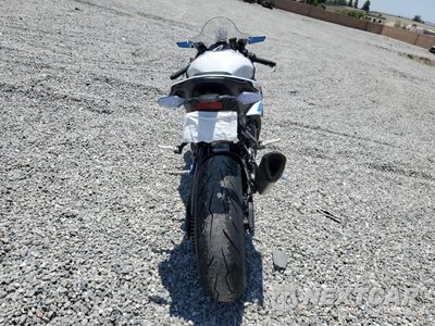 Czwarte zdjęcie samochodu z boku: 2024 BMW S 1000 RR VIN:WB10E6307R6K63206 - miniatura